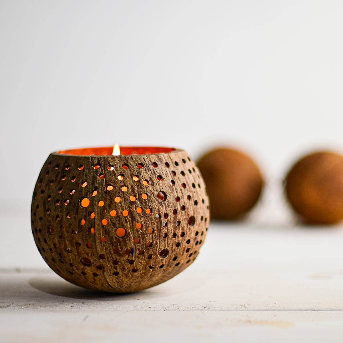 MINIMAL LIST Βάση ρεσό από κέλυφος καρύδας 12-13εκ.